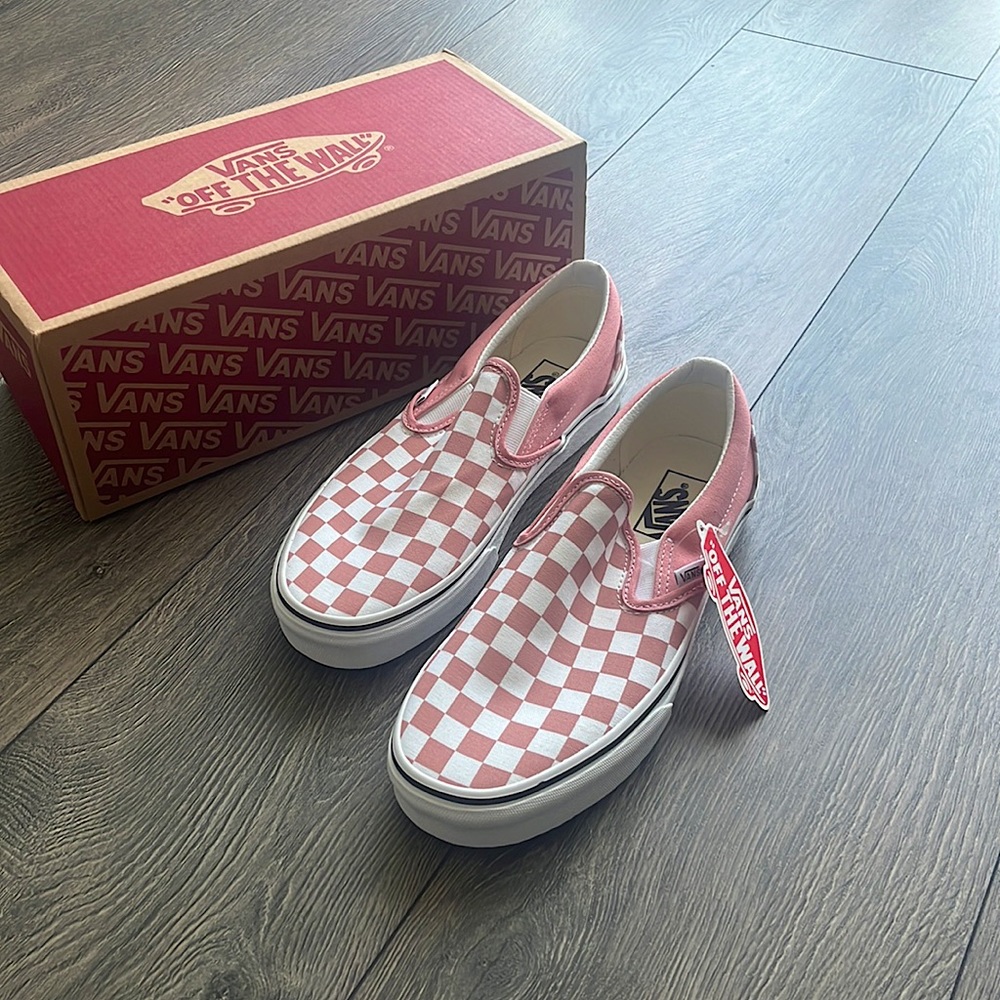 Brand new pink Vans Unisex Slip On Rose/White Chalk